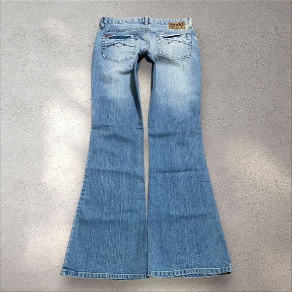 Mudd Jeans Low Rise Flare Jeans - Picture 3 of 10